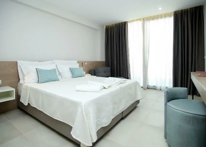 Otel Ellin & *